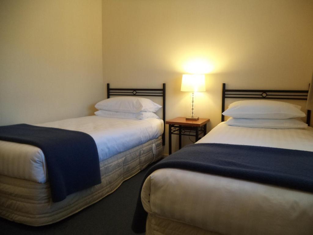 South Park Motel Masterton Room photo