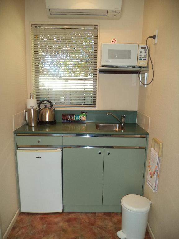 South Park Motel Masterton Room photo