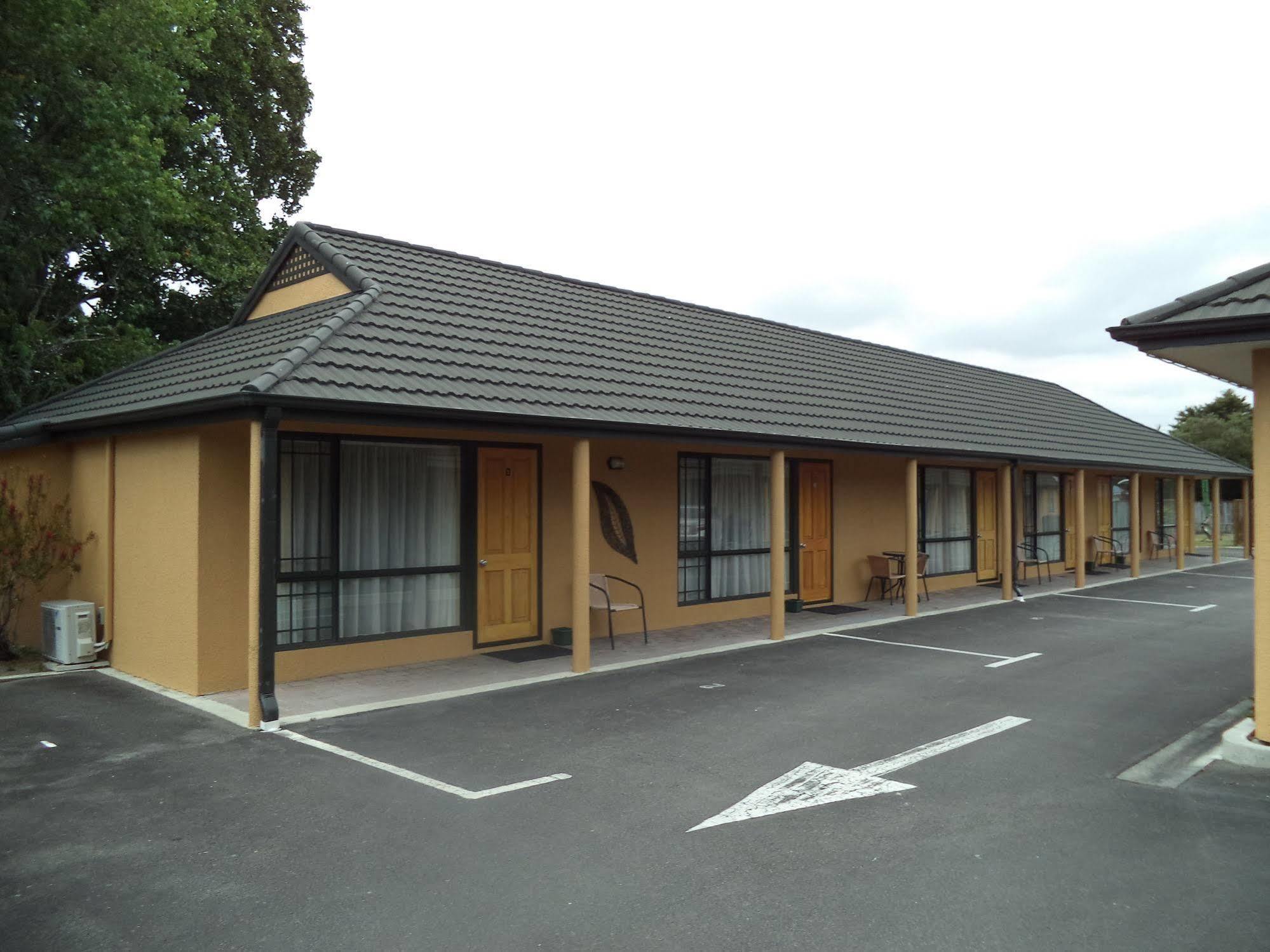 South Park Motel Masterton Exterior photo
