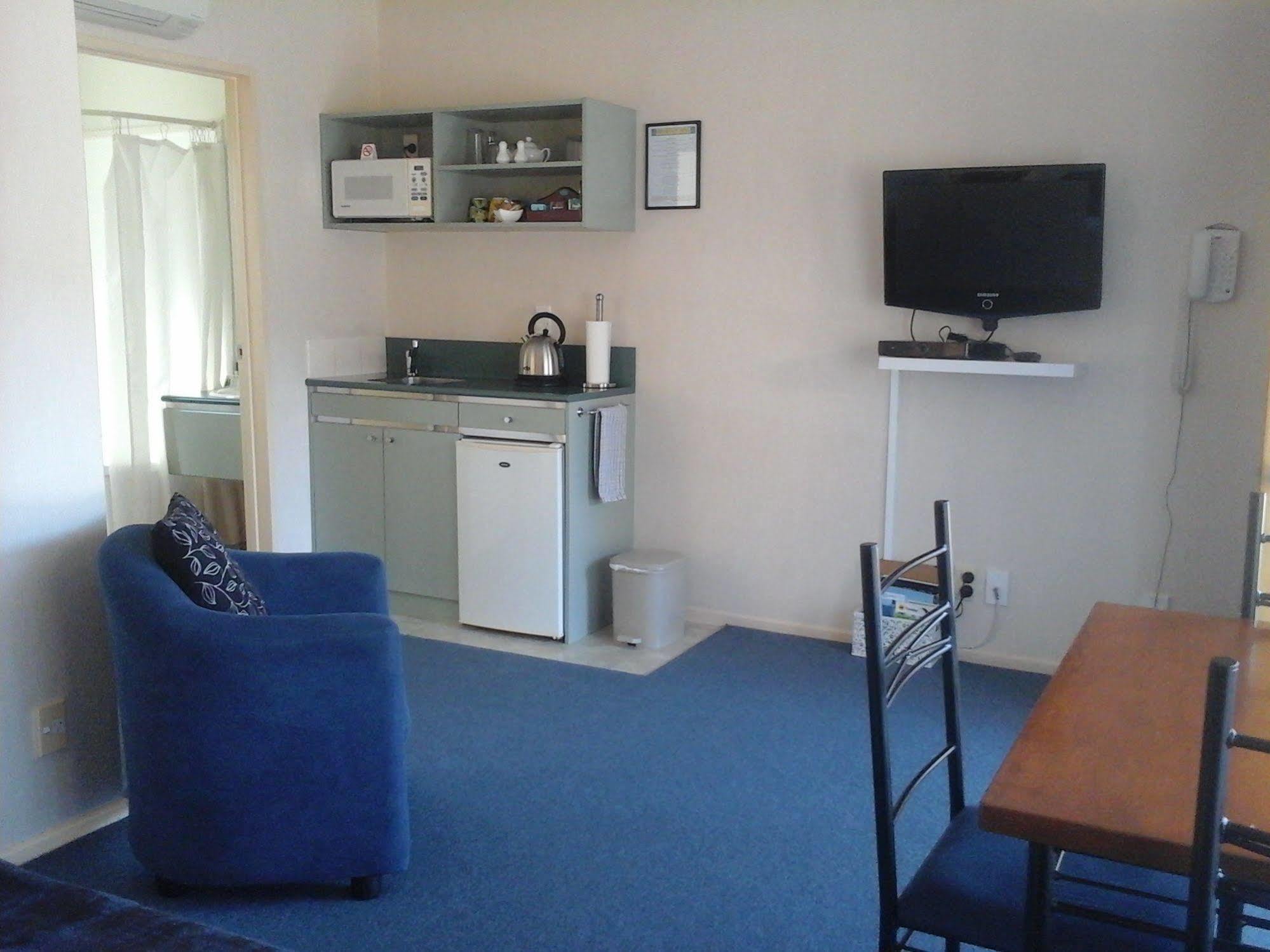 South Park Motel Masterton Exterior photo