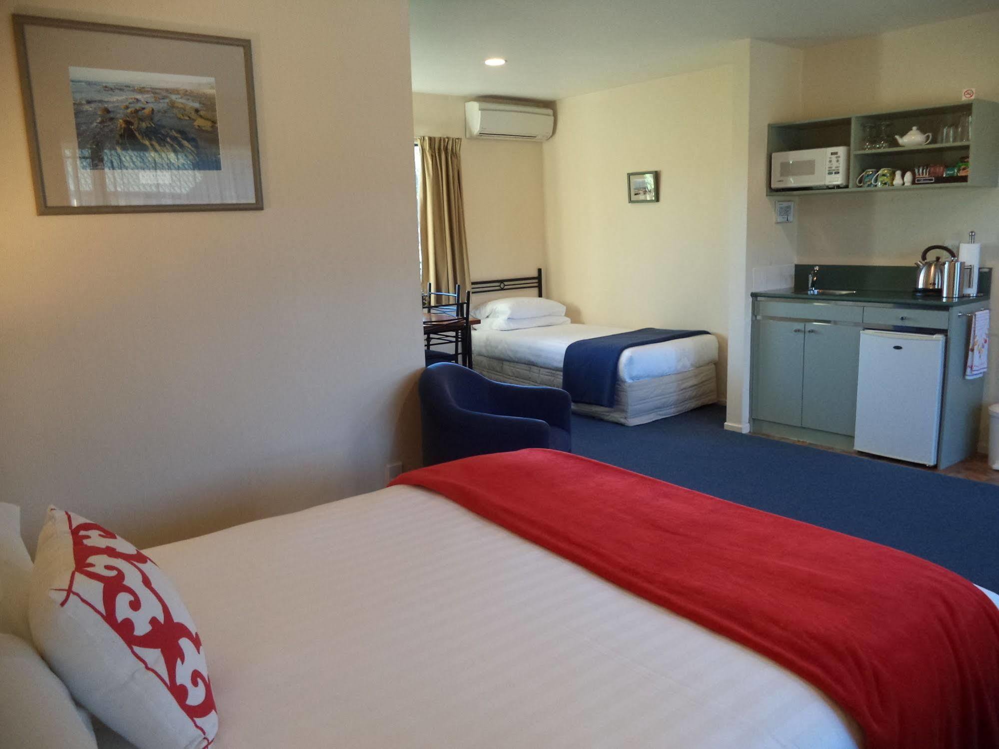 South Park Motel Masterton Exterior photo